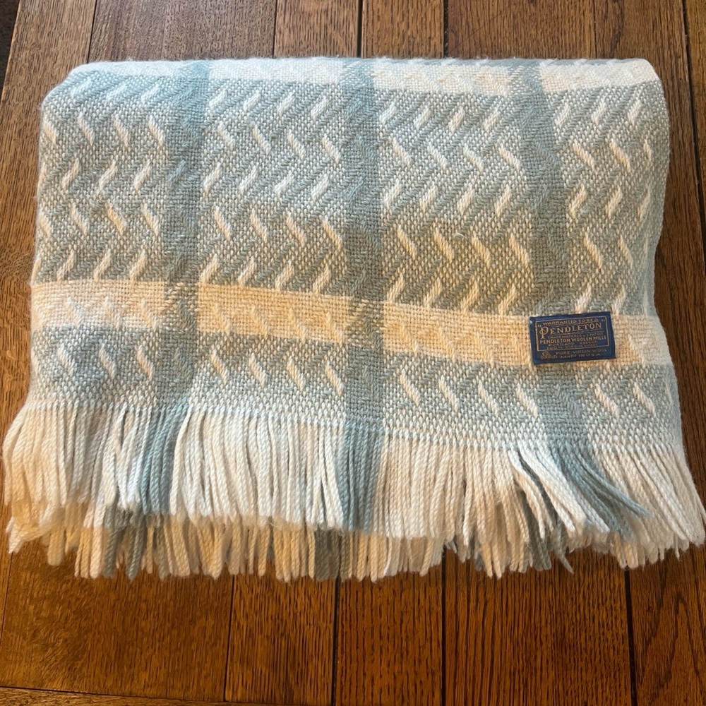 Vintage Pendleton light blue plaid wool throw blanket